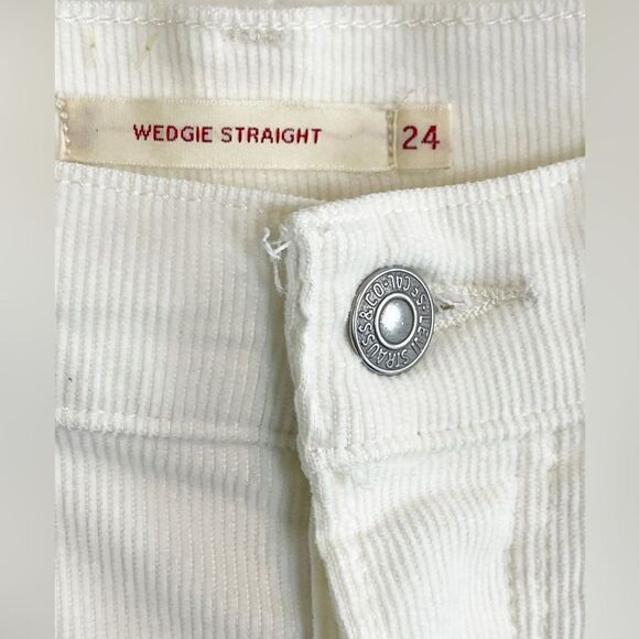Levi’s Wedgie Straight white Corduroy Pants 24 - Picture 8 of 9